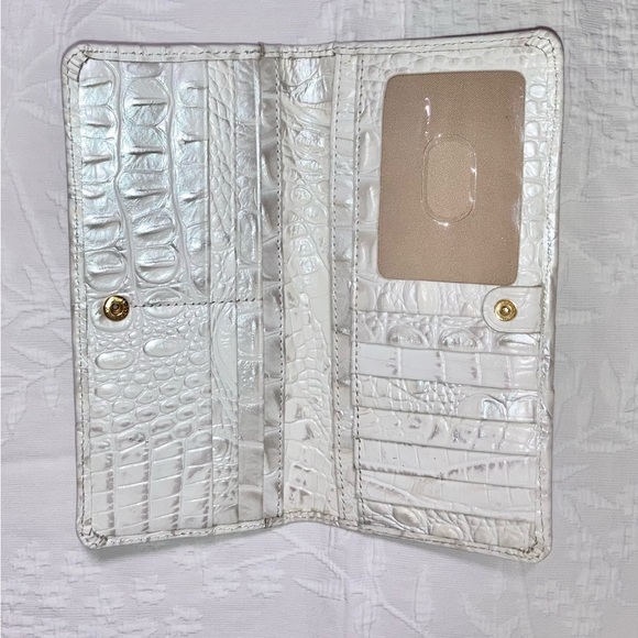 RARE Brahmin Elisa in Berry Opal Seville w/ coordinating Ady wallet - Picture 2 of 6